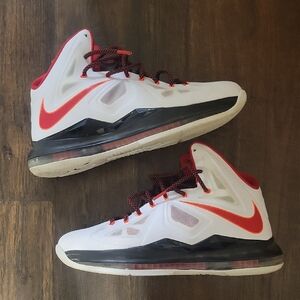Nike LeBron X "Home"